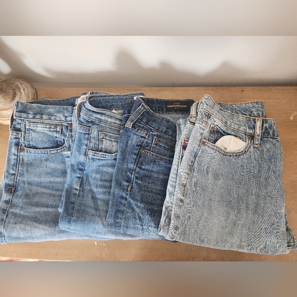 Lot of four (4)  pairs of jeans size 26